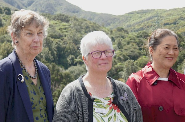 Sarah Partridge, great granddaughter of Dr Leonard Cockayne, Trust Chair, Dr Carol West, Her Excellency Dame Cindy Kiro